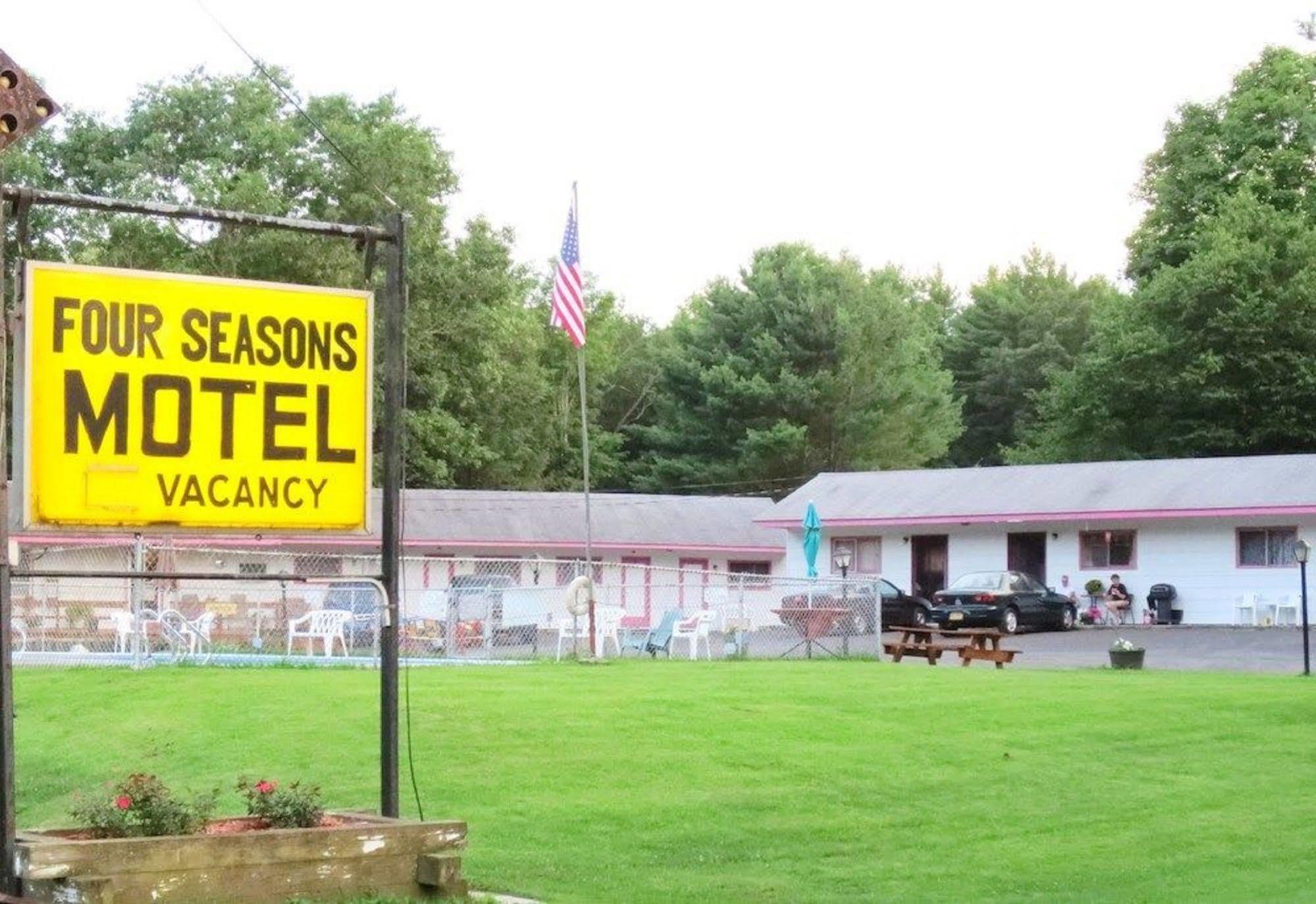 Four Seasons Motel Malone Dış mekan fotoğraf
